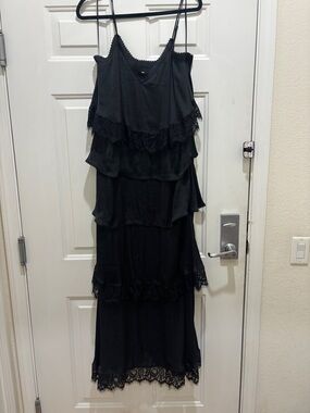 Rebecca Minkoff Black Tiered Lace-Trim Maxi Dress